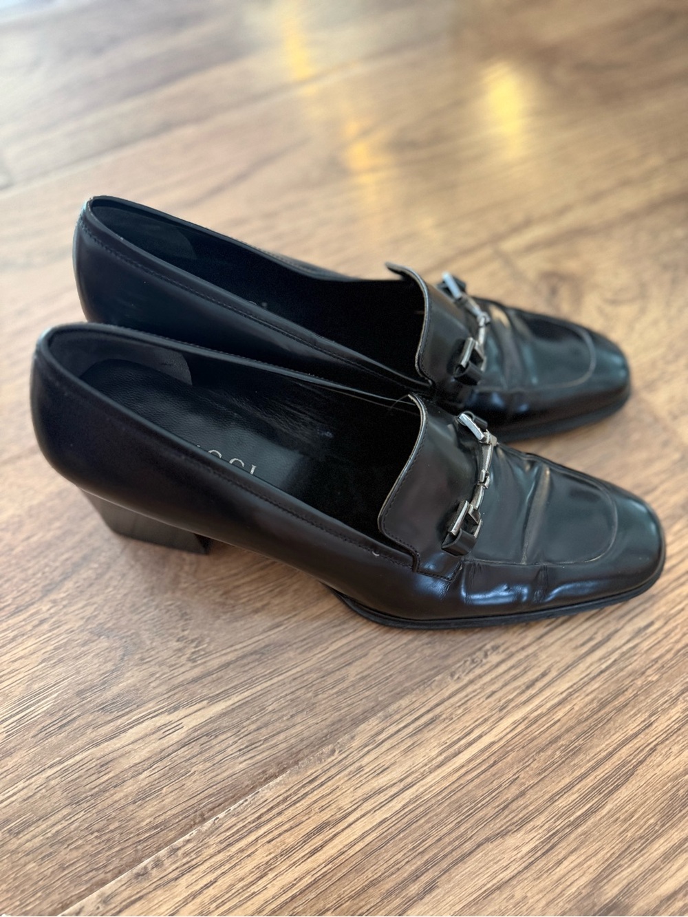 Vintage Gucci Loafers in Black 8.5